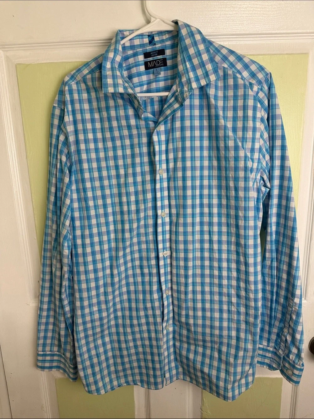 Men's Blue Check Button-Down Casual Shirt